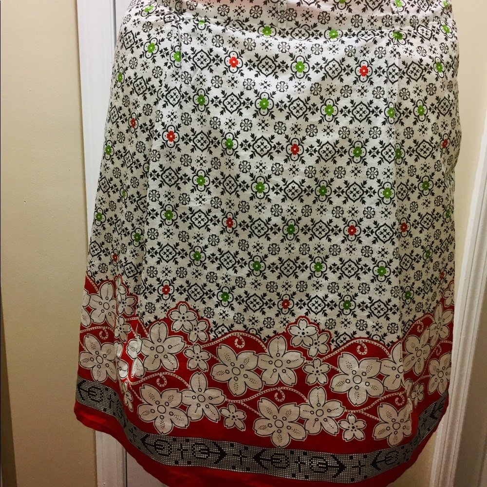 Fully Lined Multi Colored Extra Large Skirt - image 3